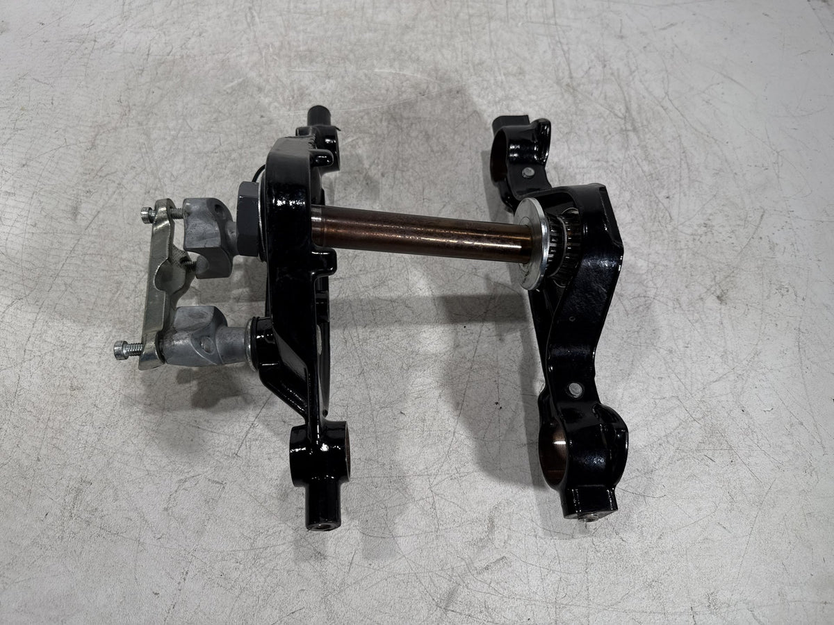 2009 Harley Electra Glide Touring CVO Eagle Front Fork Upper Lower Triple Tree