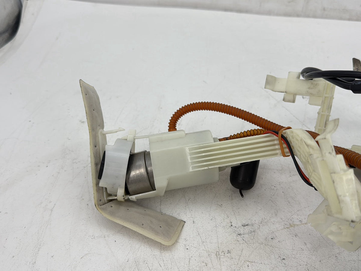 2018 Harley Electra Glide Touring Ultra Fuel Pump Gas Gasoline Petrol Sending