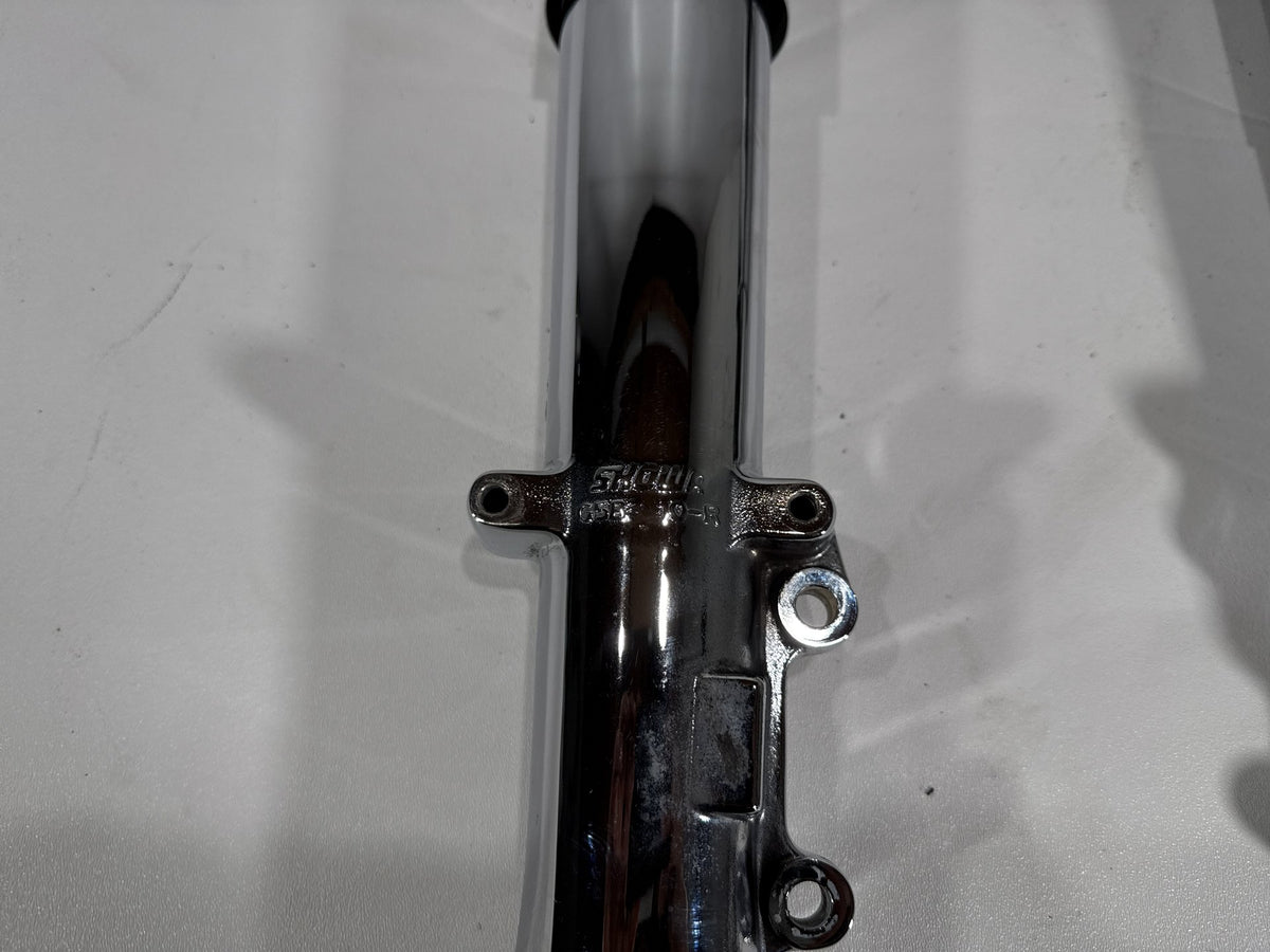 04 Harley Road King Touring OEM Front Triple Tree Set & LH RH Fork Legs Sliders