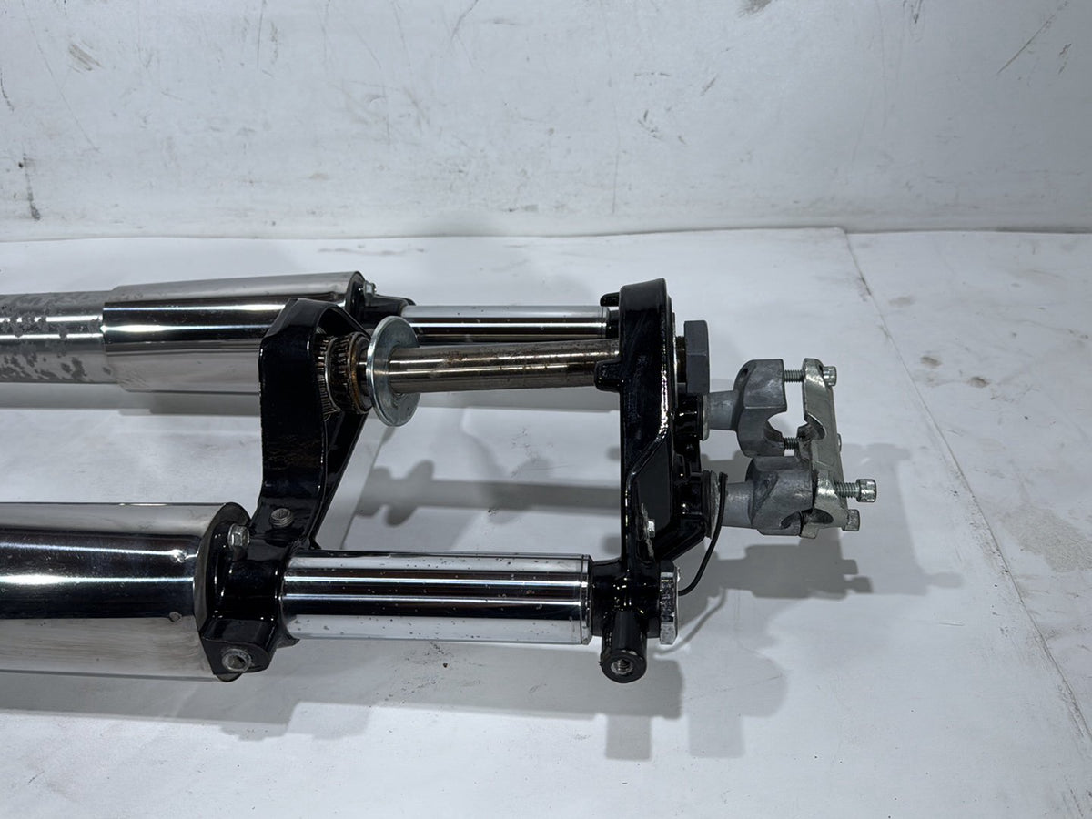 2010 Harley Touring Electra OEM Front Triple Tree Set & LH RH Fork Legs Sliders