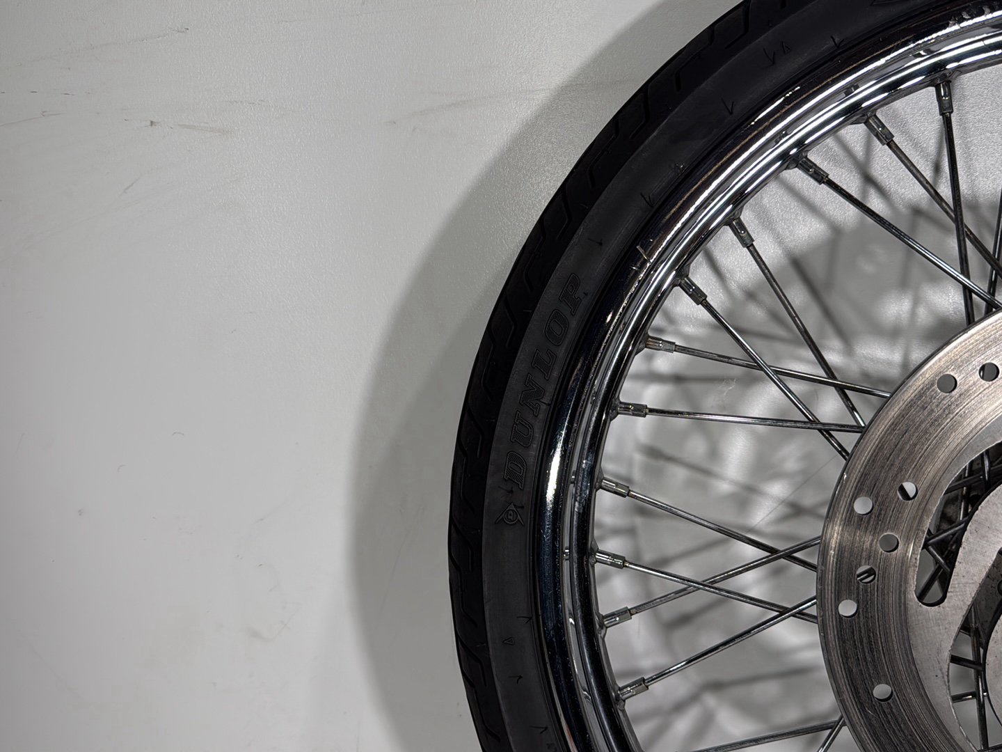 2005 Harley Sportster XL883C 883 Custom OEM Front Wheel Rim Tire Spoked