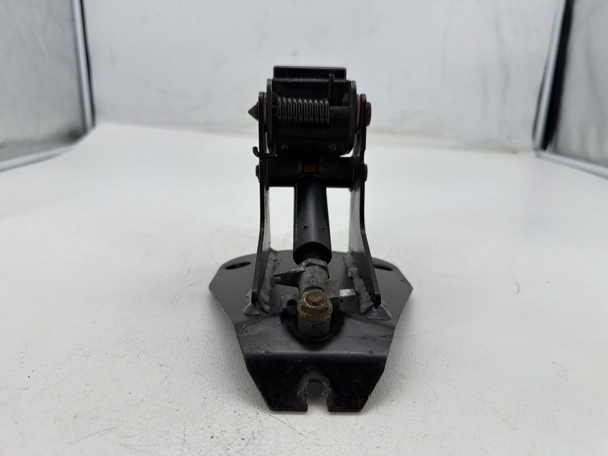 2011 Harley Electra Glide Touring Ultra OEM Adjustable Rider Backrest Lift Mount