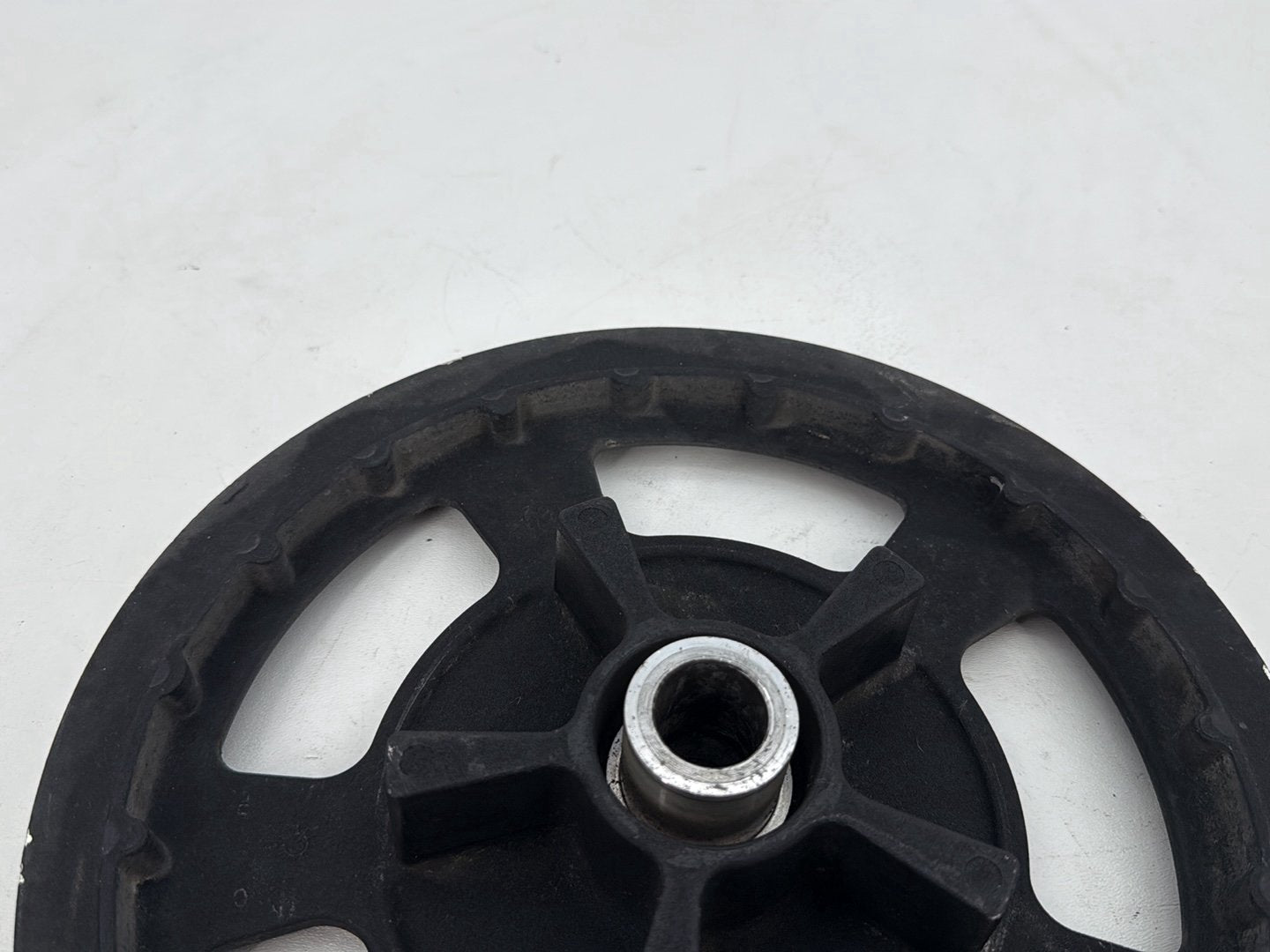 2013 Harley Street Glide Touring FLHX OEM Rear Driver Pulley Sprocket