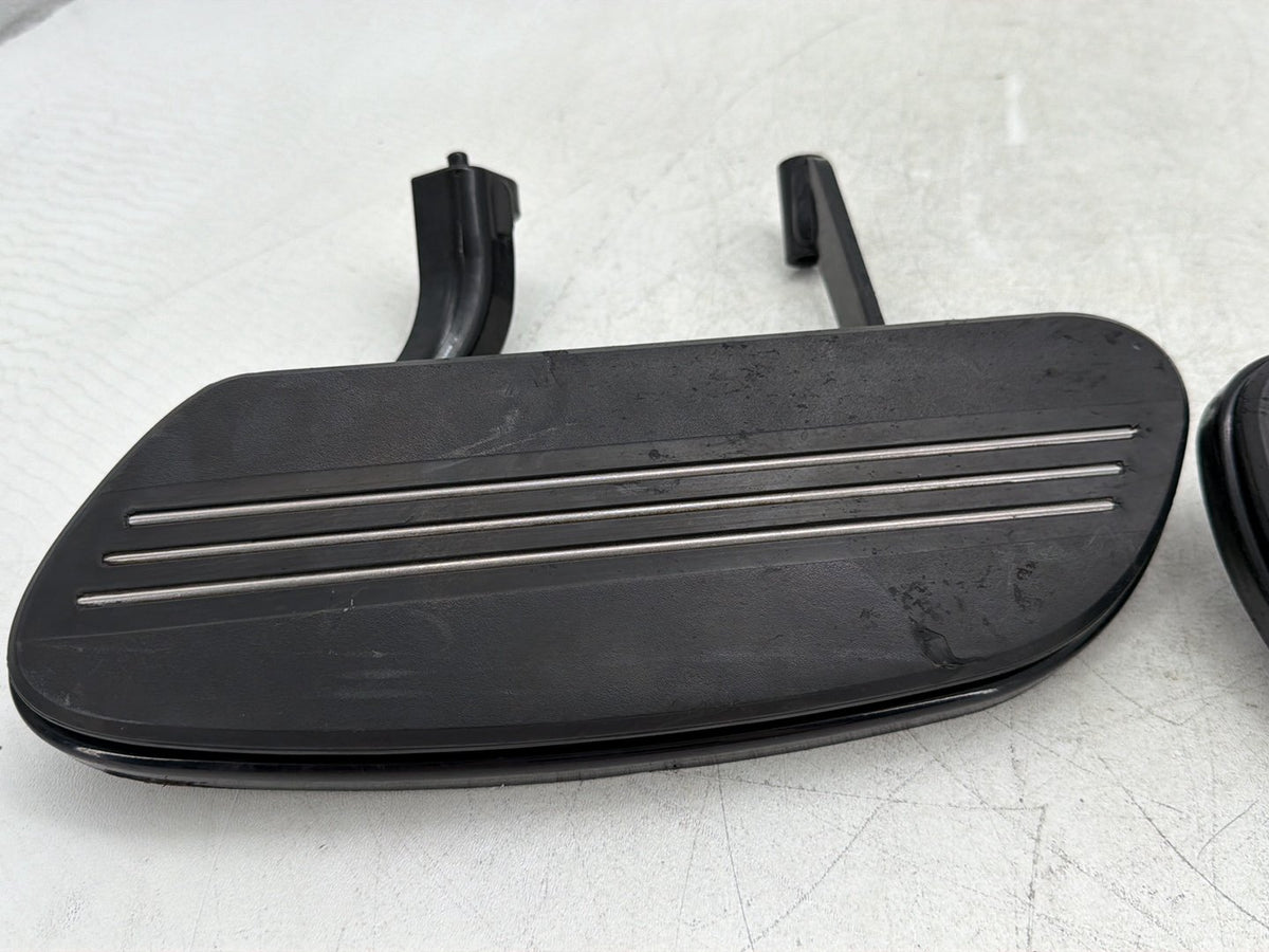 2018 Harley Road Glide Touring FLTRXS OEM Left Right Driver Floorboard Foot Rest