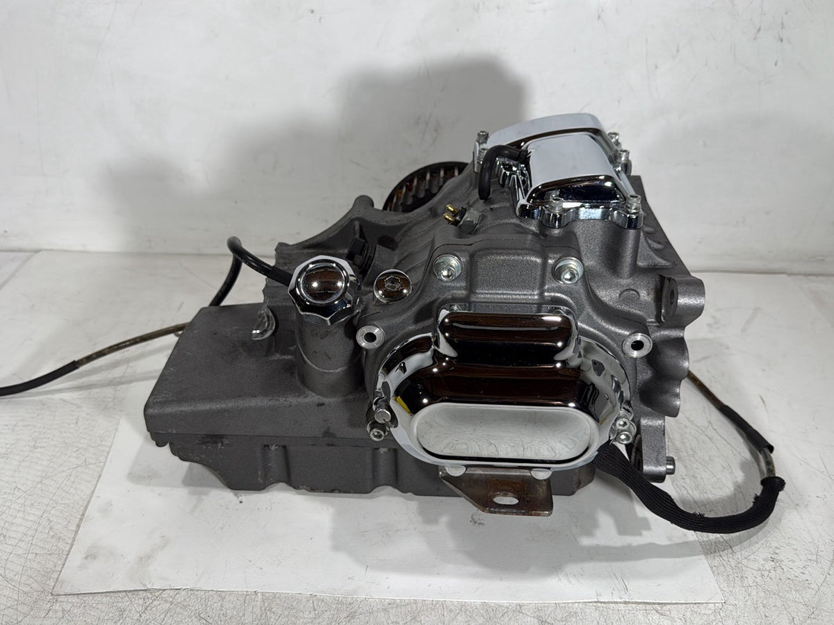 2013 Harley Electra Touring CVO OEM 6 Speed Transmission Gearbox 32K * CRACKED *