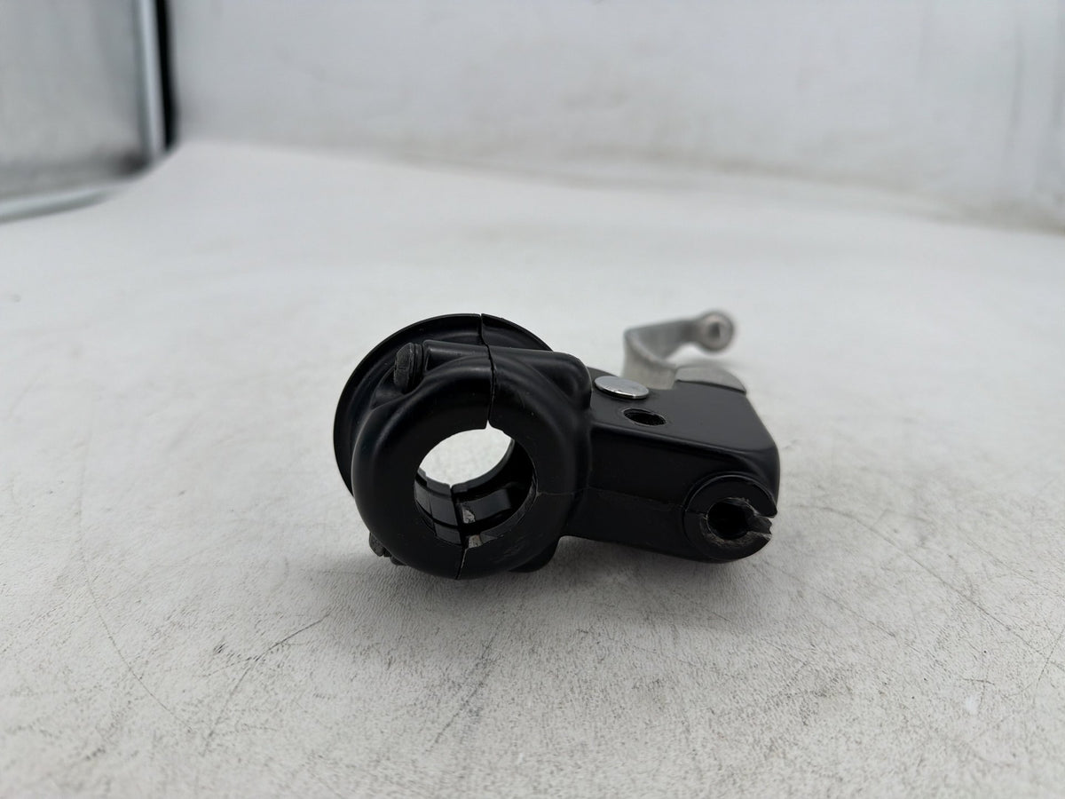 2006 Harley Street Glide Touring FLHX OEM Front Left Hand Clutch Control Lever