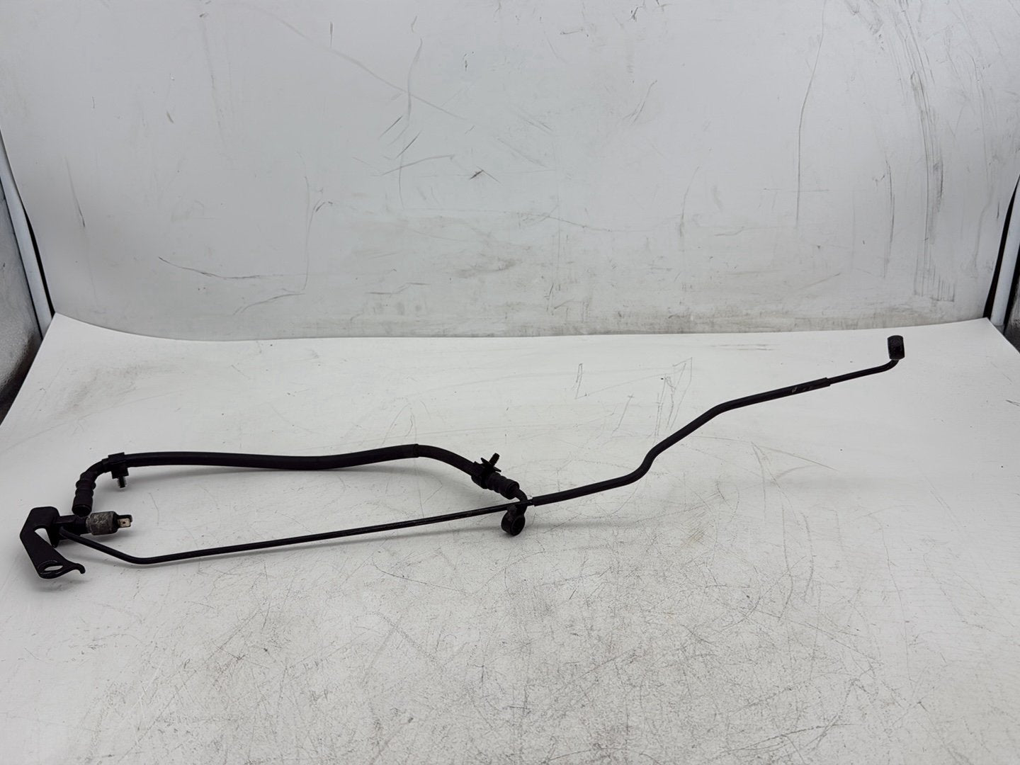2009 Harley Street Glide Touring FLHX OEM Rear Brake Hose Line Pipe NON-abs