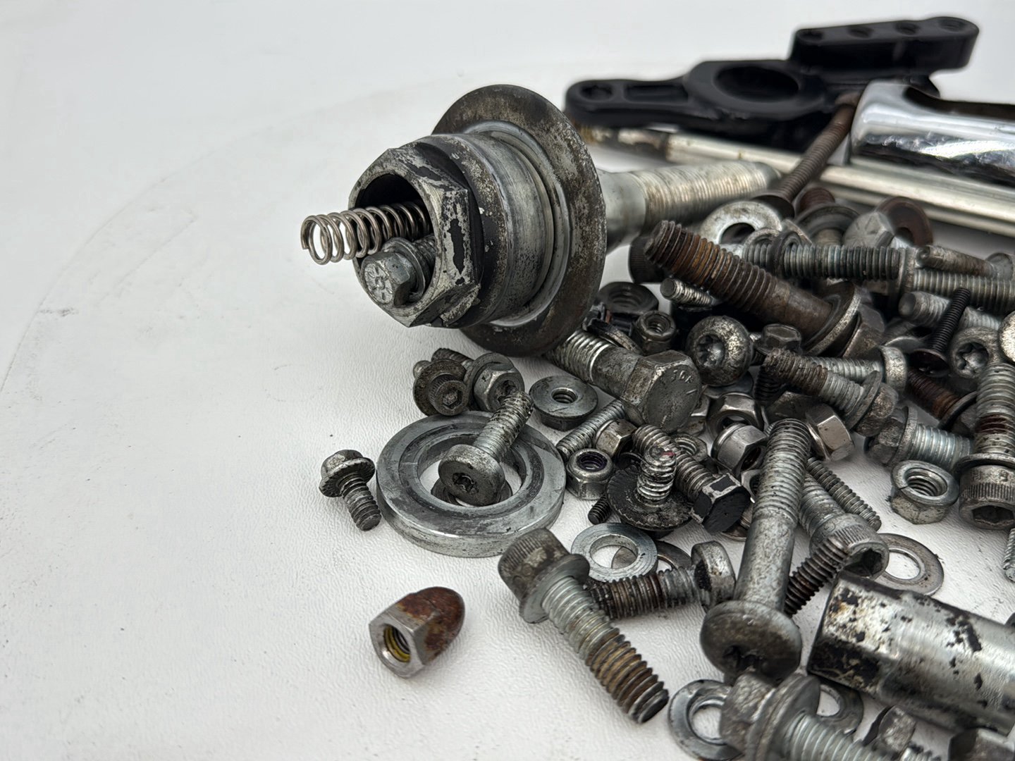 2019 - 2023 Harley-Davidson Touring Road King Special Hardware Bolts Nuts & Brackets 16400005