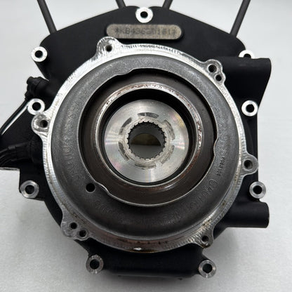 2007 - 2012 Harley-Davidson Touring Street Glide Crankcase Shaft Engine Motor Cover 24649-06