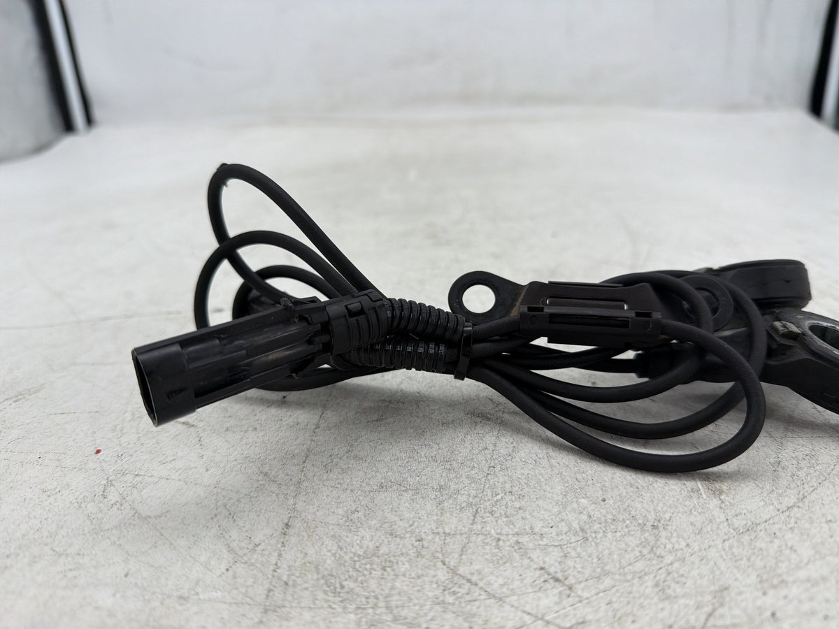 2015 Harley Electra Glide Touring Ultra OEM Front & Rear Wheel ABS Speed Sensors