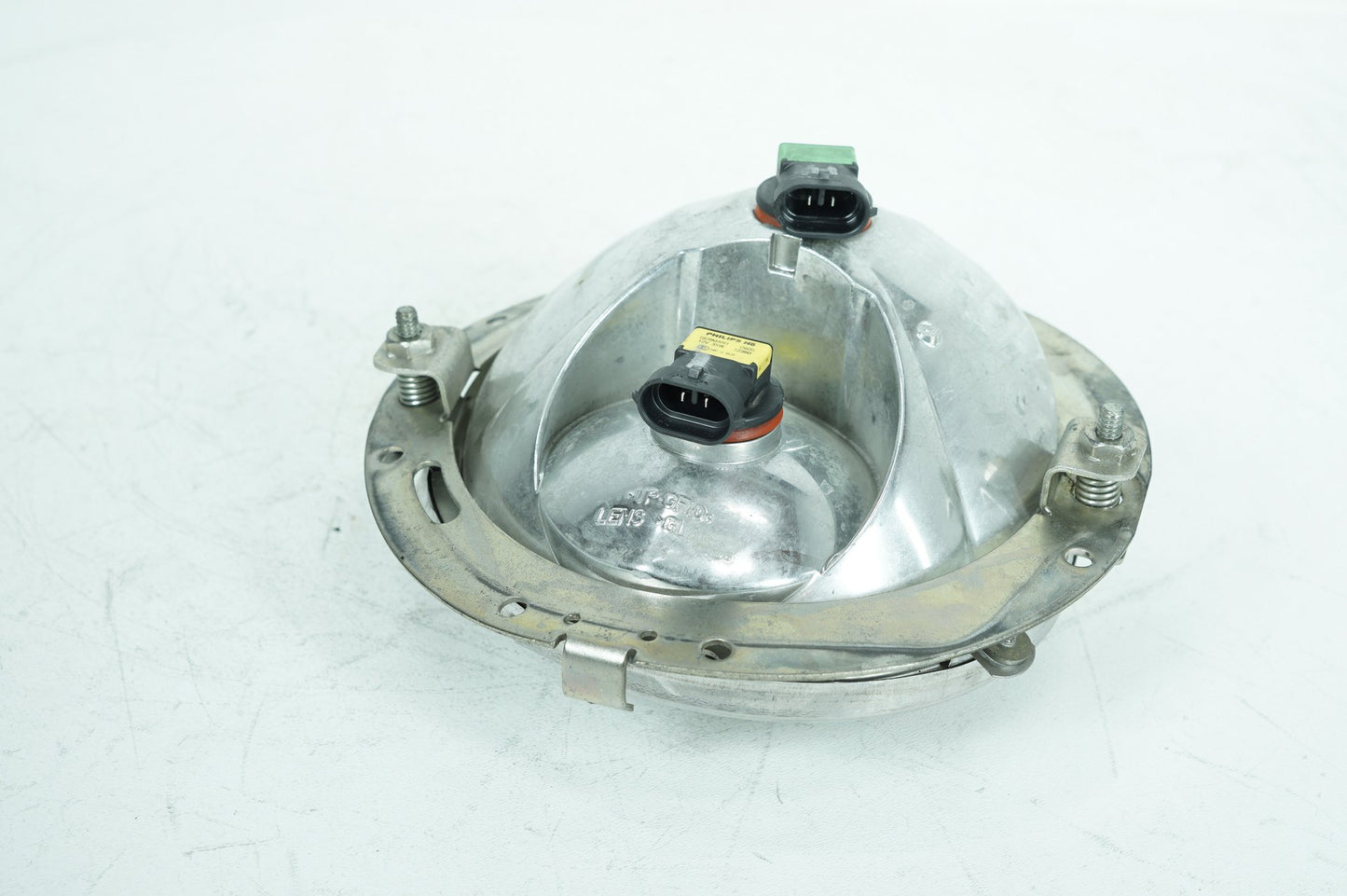 2007 - 2012 Harley-Davidson Touring CVO Electra Screamin Eagle Headlight Headlamp Head Light Halogen 67864-04