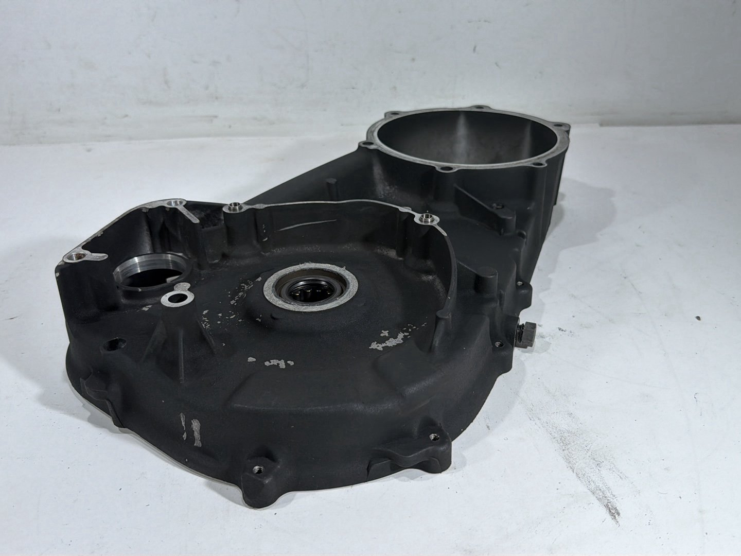 2009 Harley Street Glide Touring FLHX OEM Inner Primary Clutch Cover