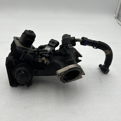 2007 - 2013 Harley-Davidson Touring Electra Glide Ultra Engine Intake Manifold Throttle Body 27708-06