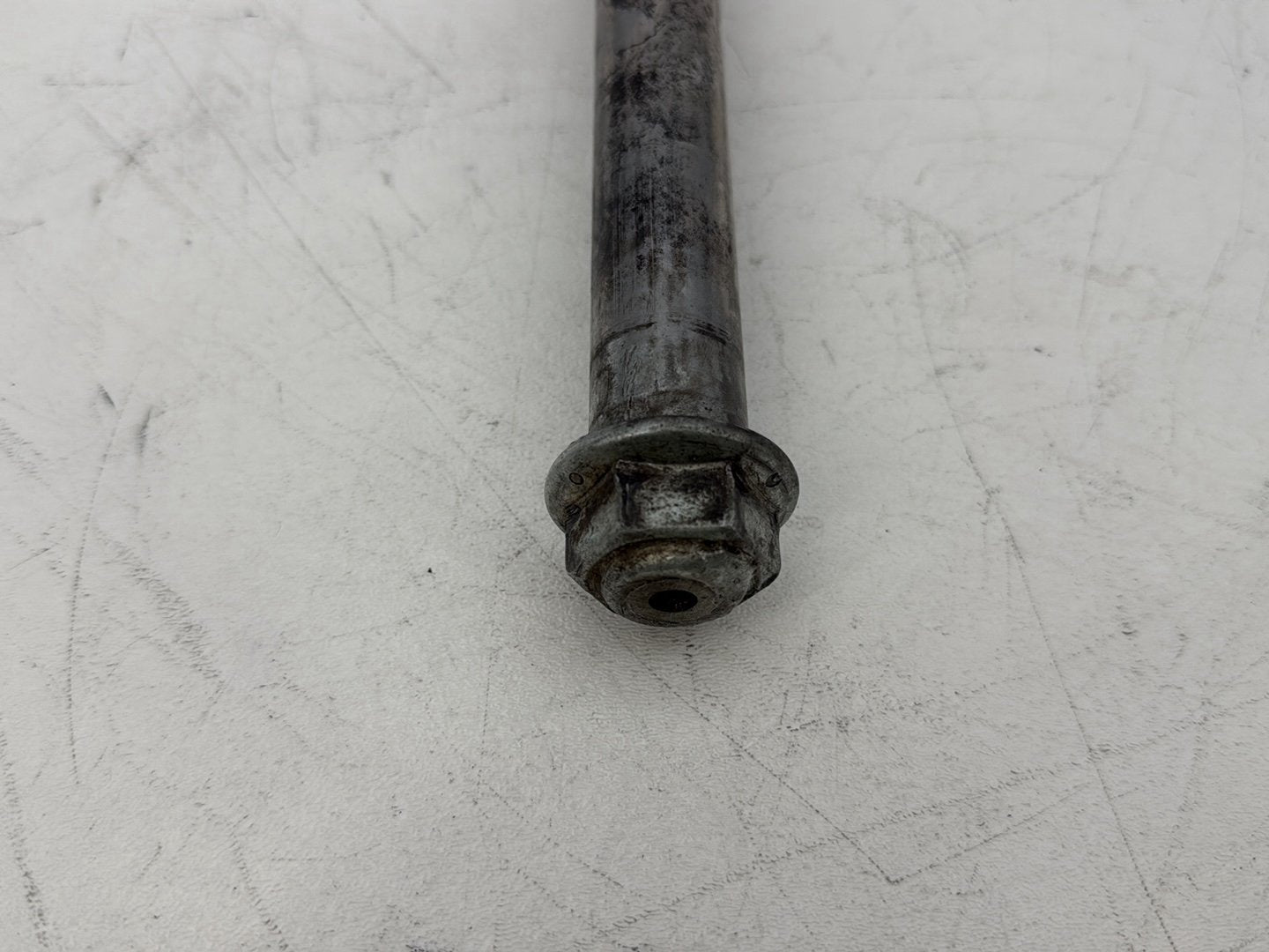 2004 - 2013 Harley-Davidson Sportster 1200 Custom Rear Wheel Axle Bolt Shaft 41176-05