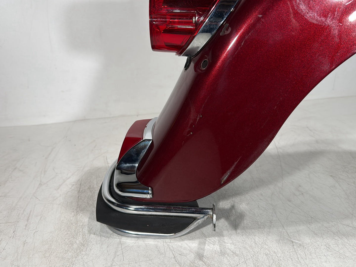 1999 - 2006 Harley-Davidson Touring Electra Glide Classic Rear Wheel Fender Taillight Brake Lamp 59579-01B