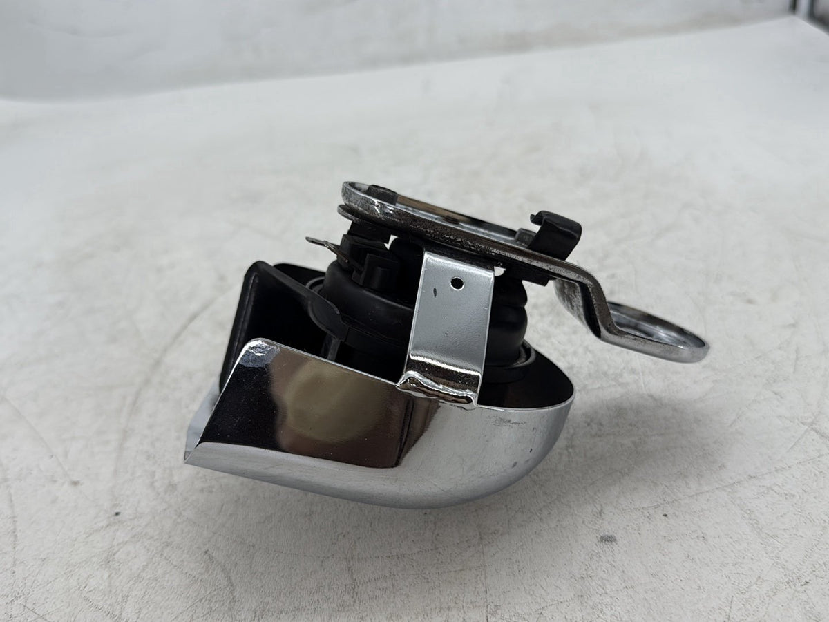 2009 Harley Street Glide Touring FLHX OEM Horn Signal Klaxon Chrome Cover