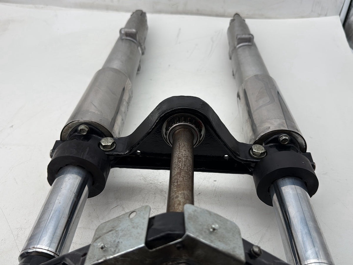 2007 Harley FLHTP Electra Glide Police Front Triple Tree Set & Fork Legs