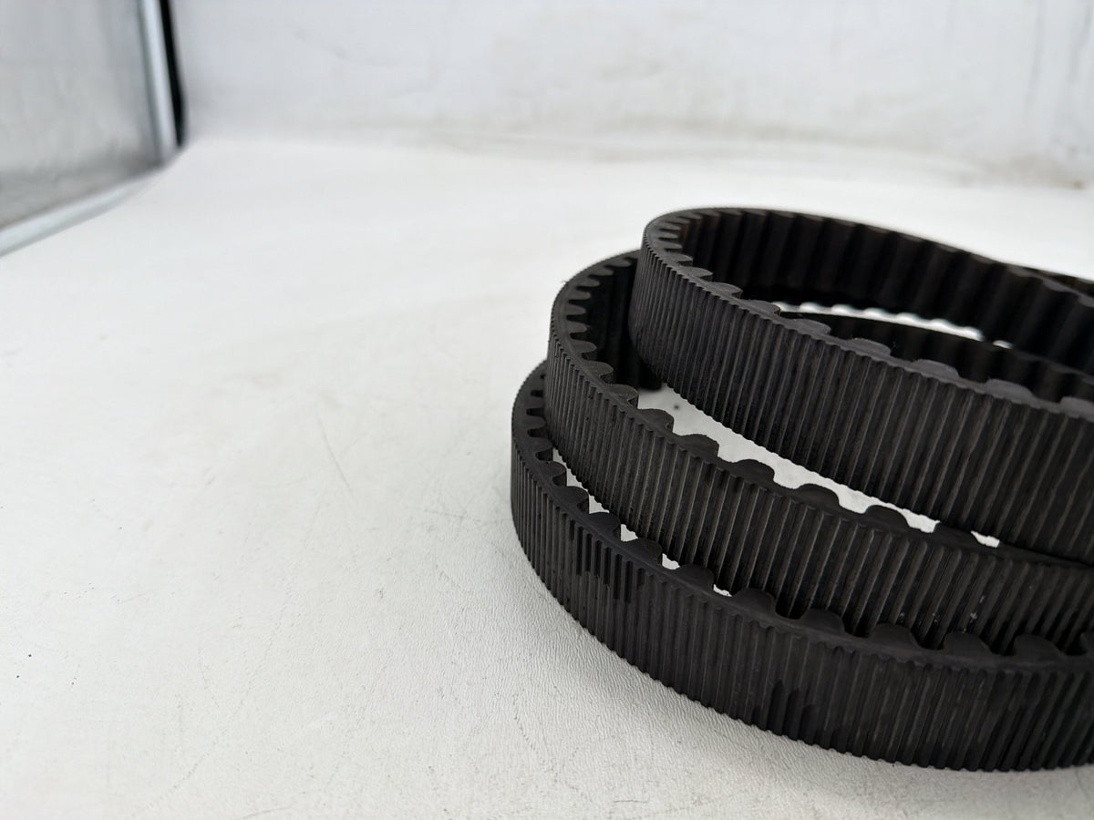 2001 Harley Heritage Softail Classic OEM Rear Drive Belt 40307-00B 135T 1-1/8"