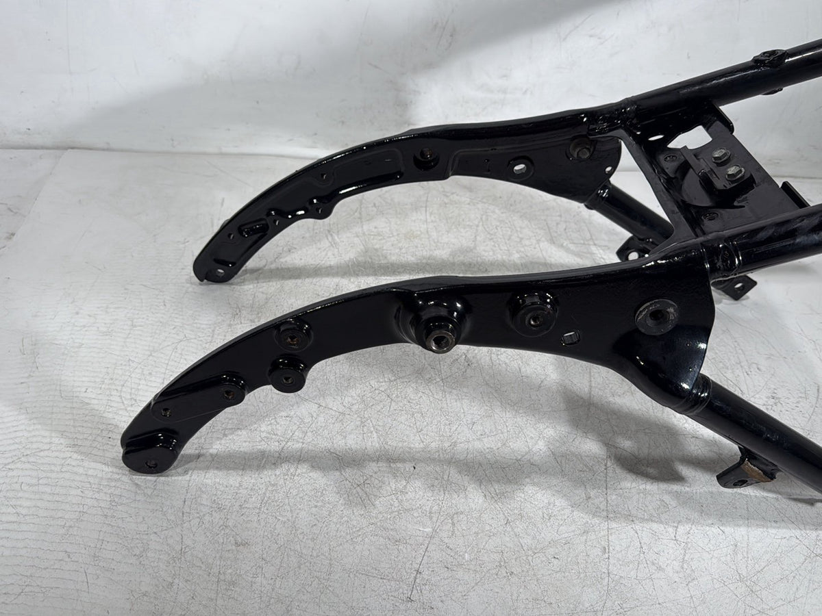 2013 Harley Electra Glide Touring CVO Rear Back Sub Frame Rail Bar 48079-09BHP