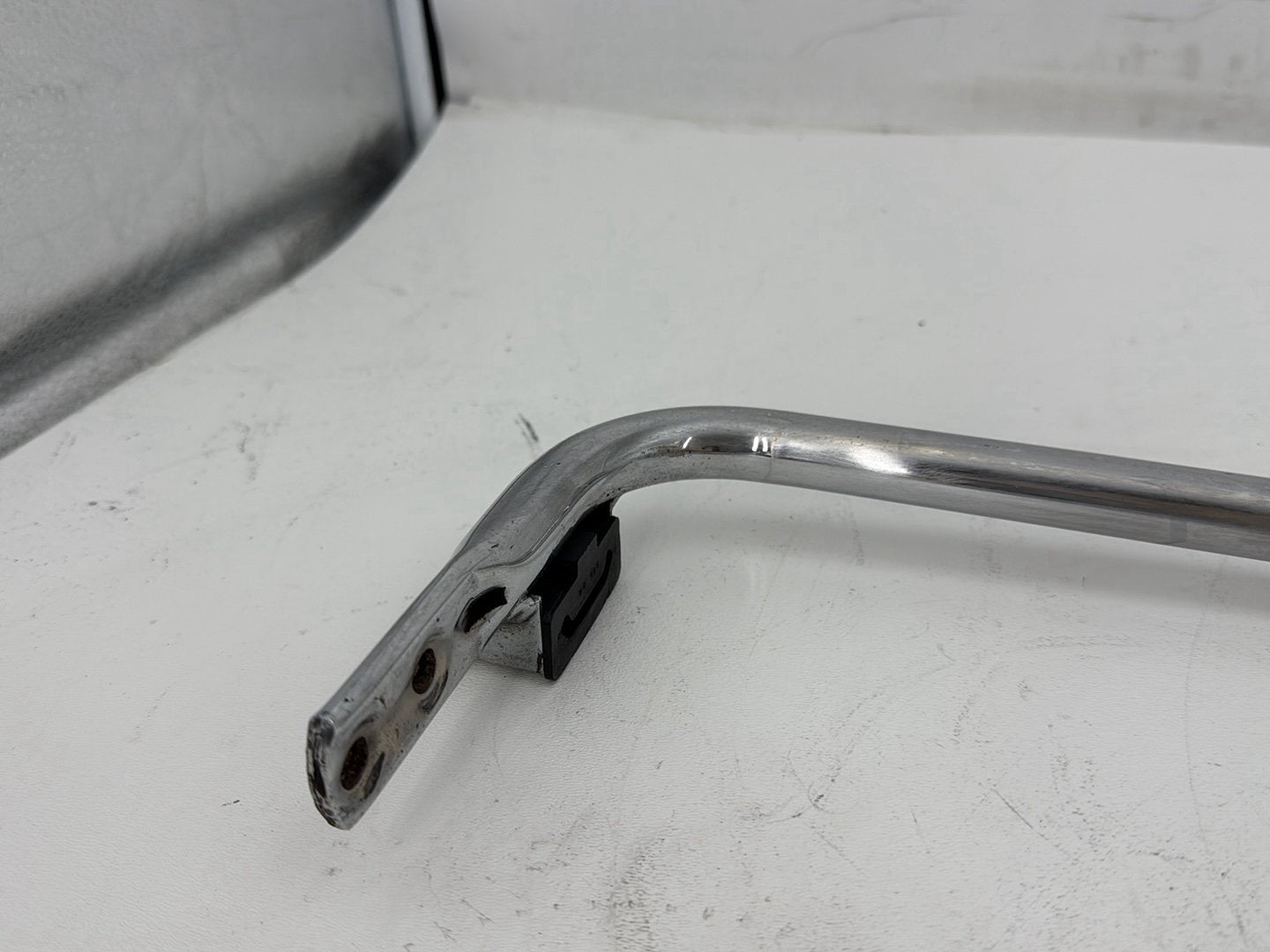 2007 Harley Street Glide Touring OEM Rear Left Right Saddlebag Guard Rails Bar
