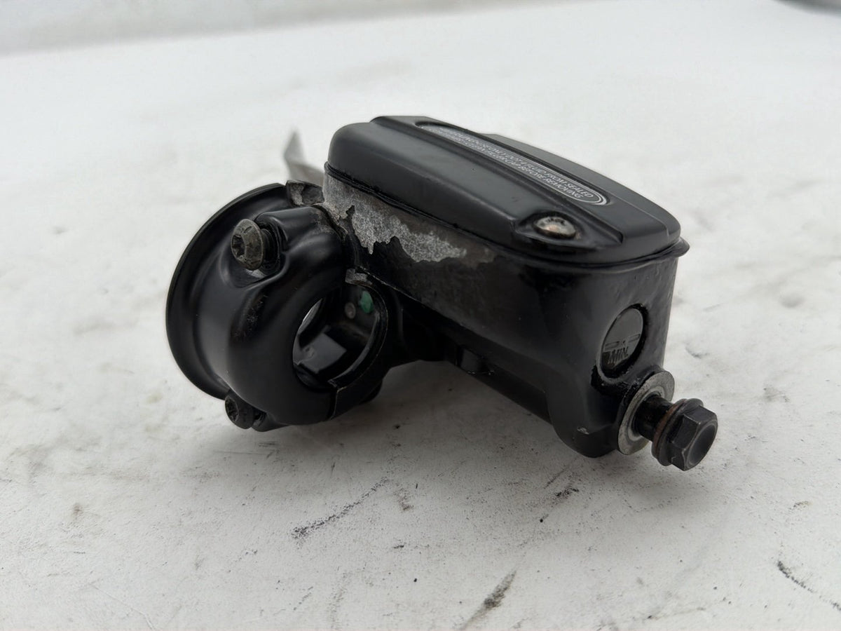 2014 Harley Electra Glide Ultra Front Left Clutch Lever Master Cylinder OEM