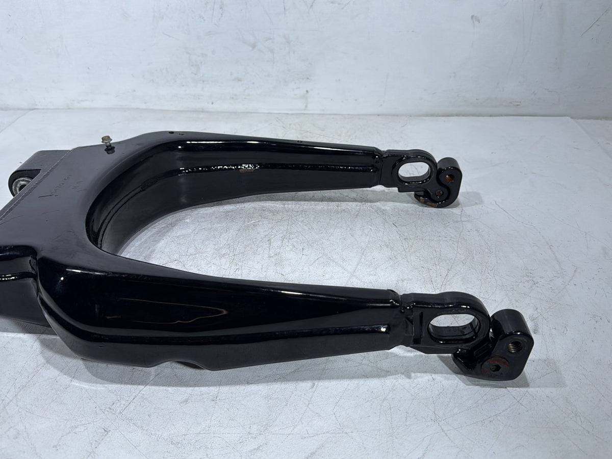 2010 Harley Street Glide Touring FLHX OEM Rear Fork Swingarm Swing Arm