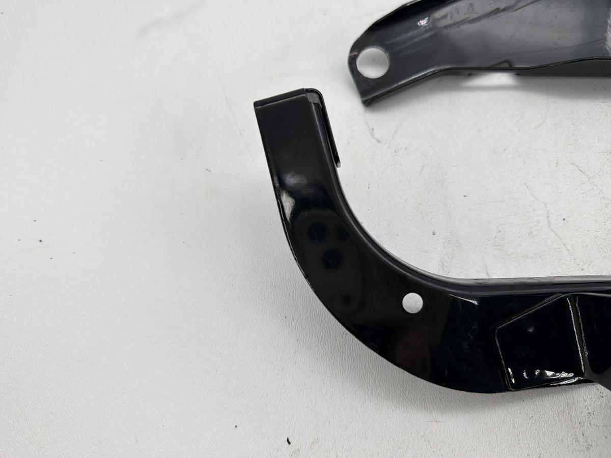 2003 Harley Electra Glide Touring Ultra OEM Right Left Fairing Support Brackets