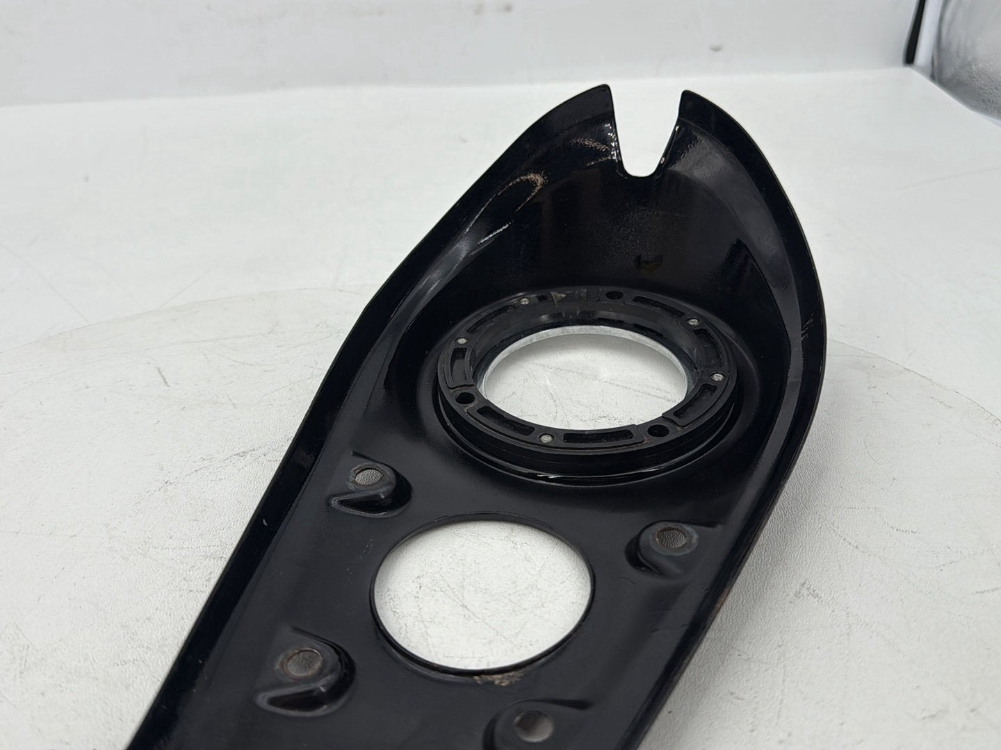 2007 - 2012 Harley-Davidson Dyna Super Glide Fuel Gas Tank Dash Console NOKey 61693-05DH