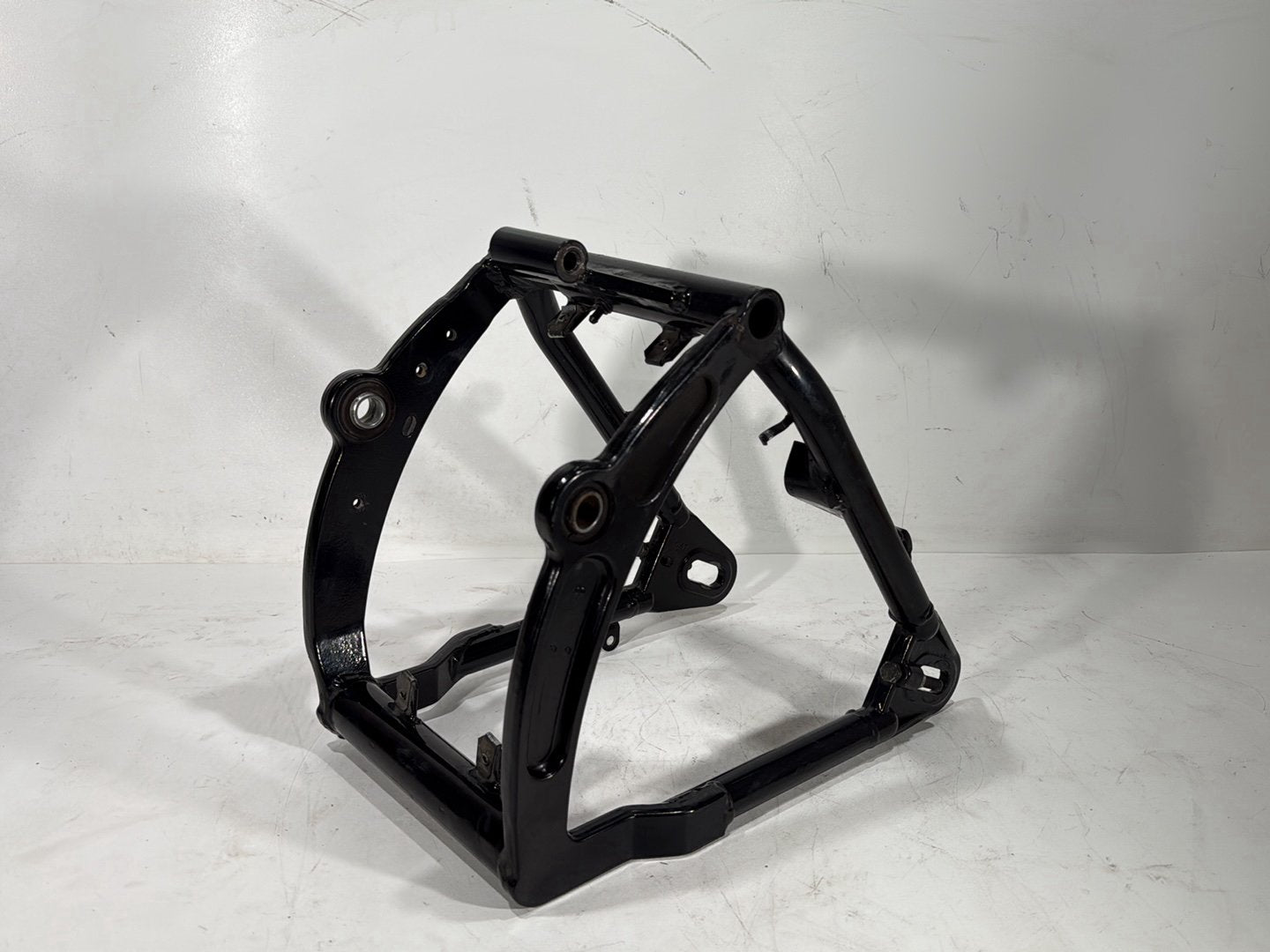 1997 Harley Softail Fat Boy FLSTF OEM Rear Fork Swingarm Swing Arm 47573-89B