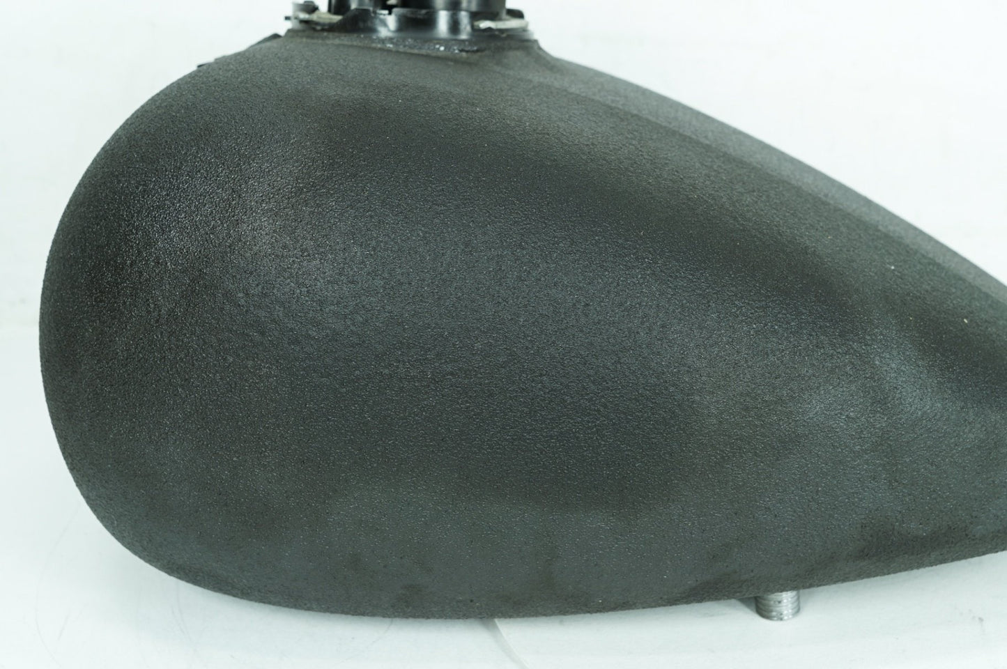 2008 - 2016 Harley-Davidson Touring Street Glide Fuel Gas Tank Gasoline Reservoir 61356-08