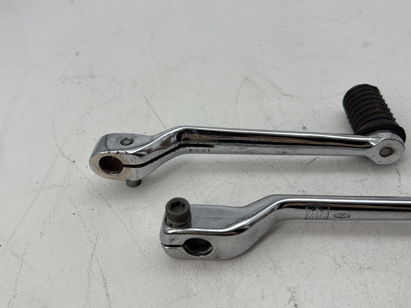 2008 Harley Road King Touring FLHR OEM Gear Shifter Lever Pedal Pedals