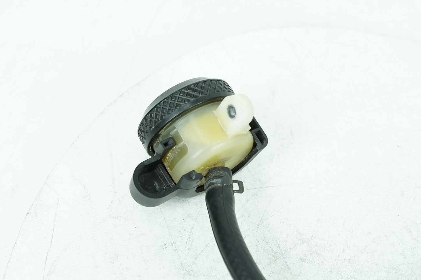 2004 - 2022 Harley-Davidson Sportster Iron 883 Rear Brake Master Cylinder Bottle Brake Line  	42521-07