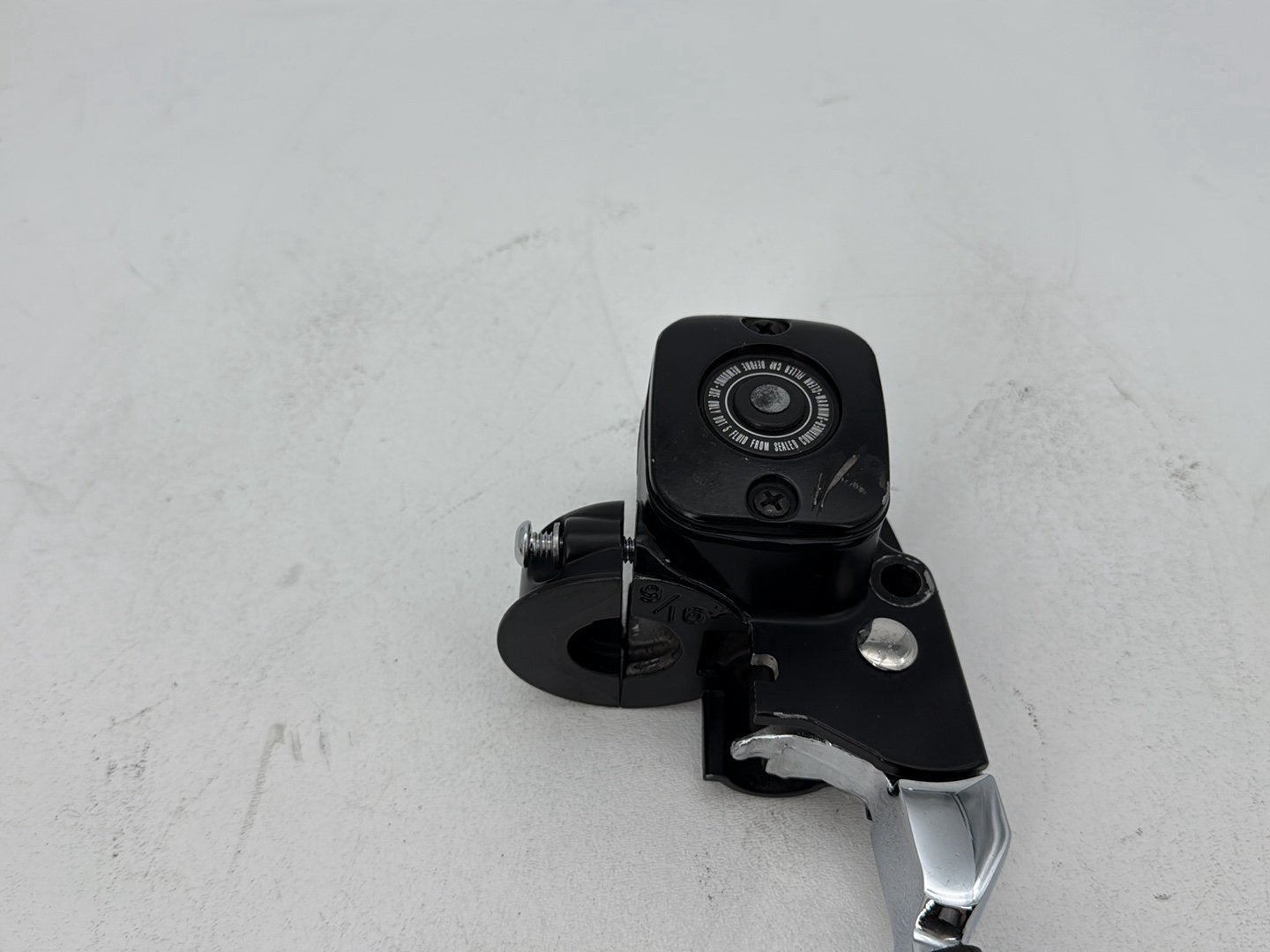 2004 Harley Softail FLSTC Heritage Classic OEM Front Right Brake Lever Master Cylinder