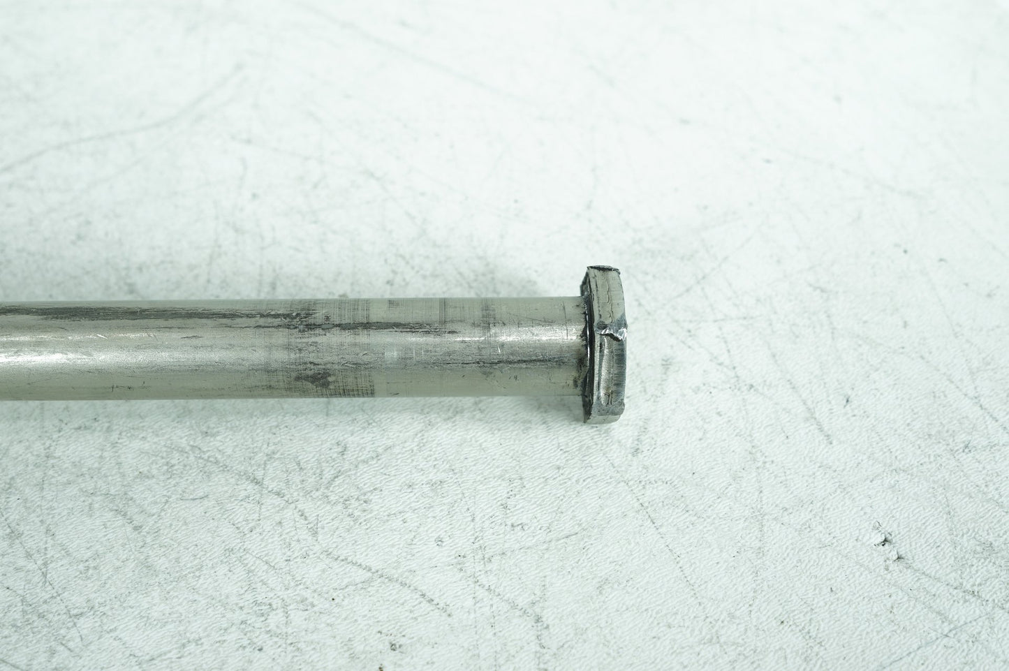 2007 - 2017 Harley-Davidson Dyna Low Rider Rear Fork Swingarm Pivot Bolt Shaft 47641-06