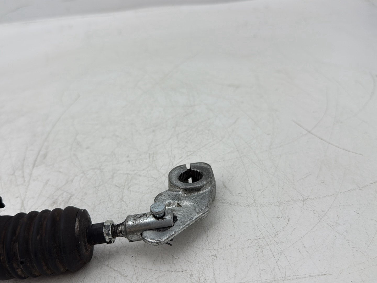 95 Harley Touring Electra Glide Classic OEM Rear Back Stop Brake Master Cylinder