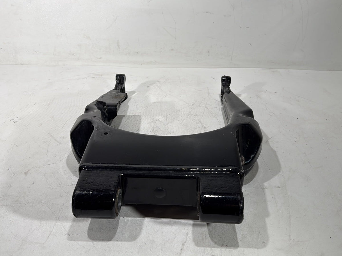 2010 Harley Street Glide Touring FLHX OEM Rear Fork Swingarm Swing Arm 47549-09