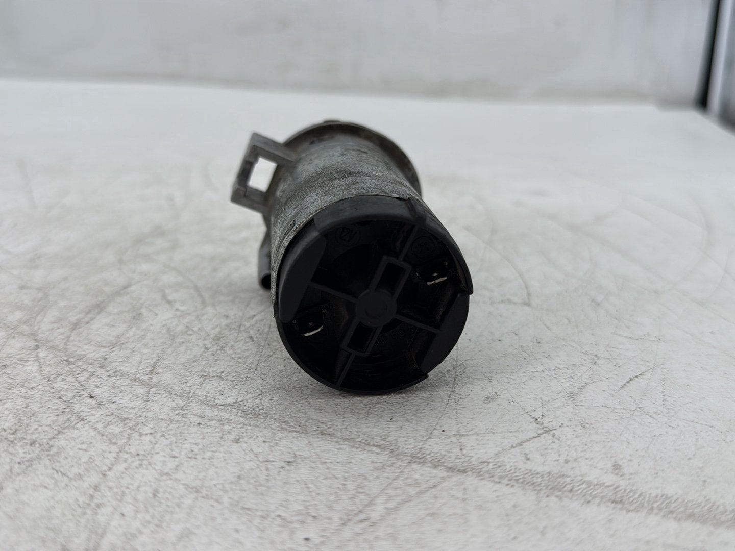 2005 Harley Electra Glide Touring Ultra FLHTCUI OEM EVAP Vapor Charcoal Fuel Emission Canister