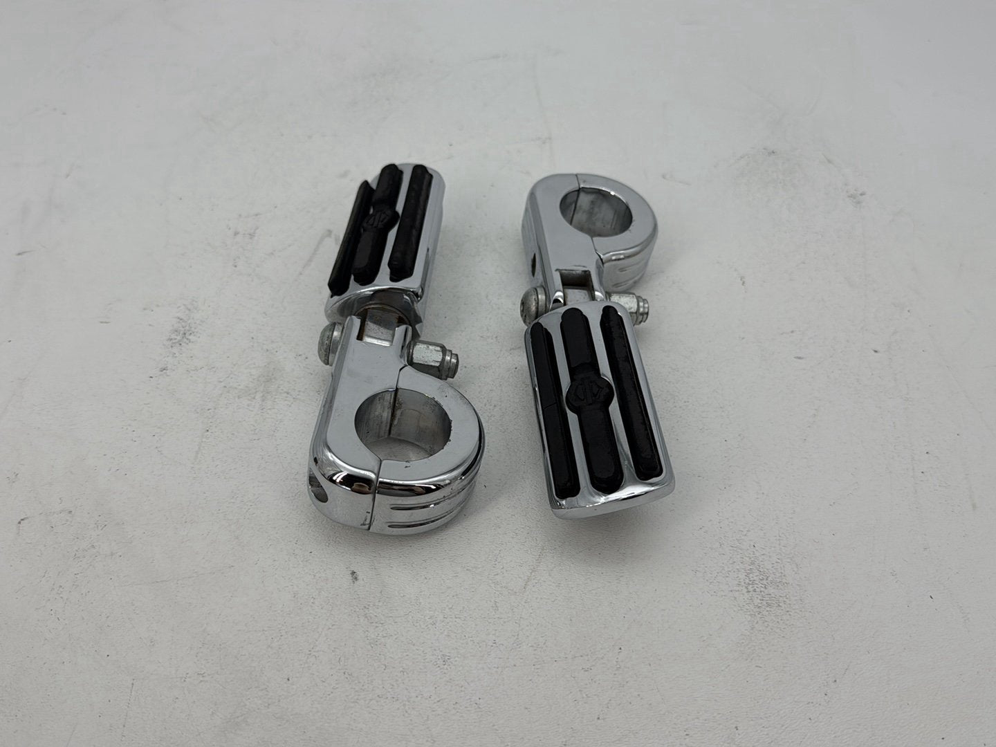 2004 Harley Softail FLSTC Heritage Classic OEM Front Right Left Highway Foot Pegs