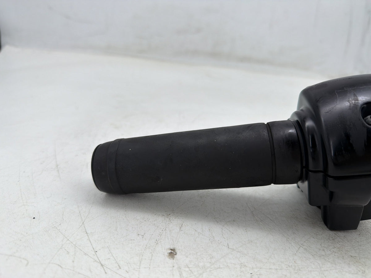 2010 Harley Electra Glide Touring OEM Right Engine Start Kill Switches Controls