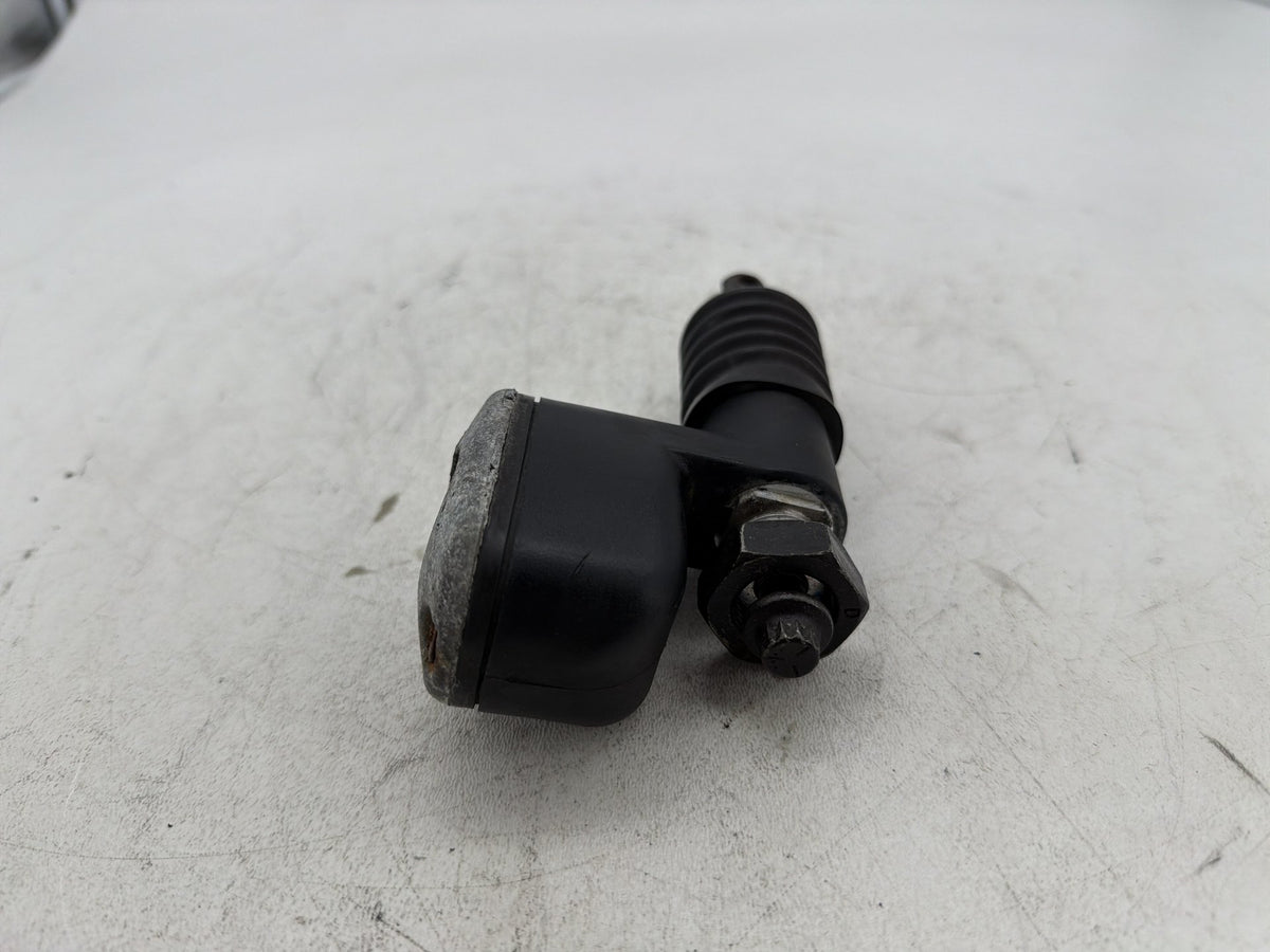 2006 Harley Road King Touring Custom OEM Front Right Brake Lever Master Cylinder