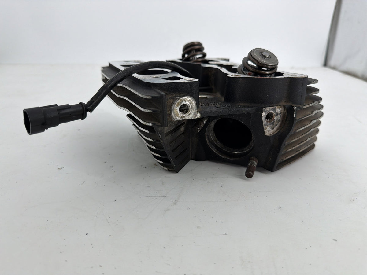 2016 Harley Touring FLHXS Street Glide OEM Front Twin Cam Engine Cylinder Head