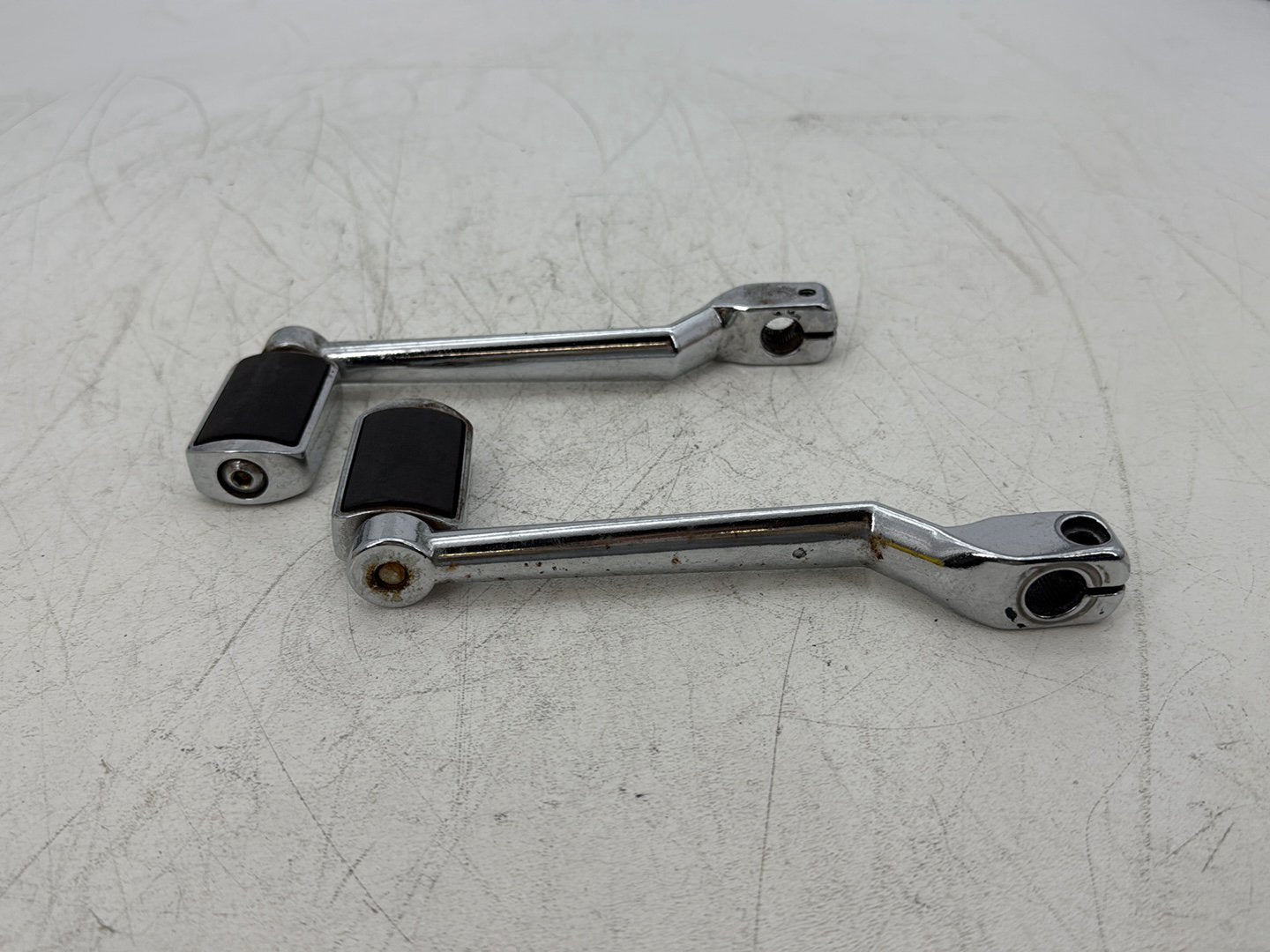 2000 Harley Touring Electra Glide Ultra OEM Gear Shifter Lever Pedal Pedals