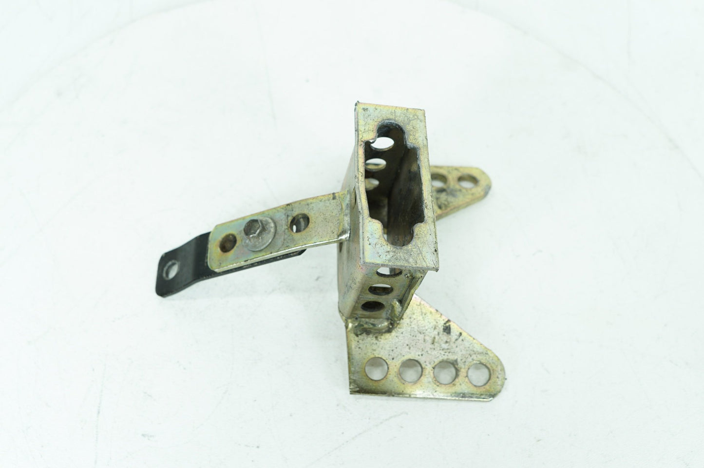 1999 - 2006 Harley-Davidson Touring Road King Classic Driver Rider Backrest Bracket Mount 52589-09A 52589-09A