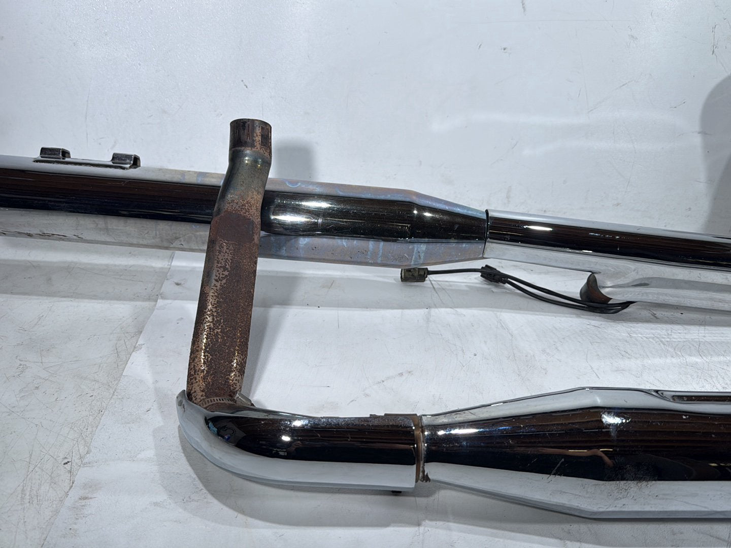 2013 Harley Electra Glide Touring Ultra FLHTCUI OEM Exhaust Header Pipes Muffler Vance & Hines