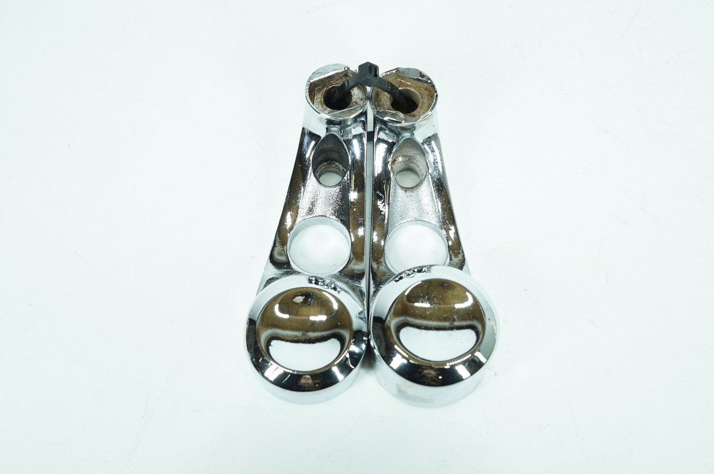 1999 - 2006 Harley-Davidson Softail Heritage Left Driver Footpeg Bracket Mount