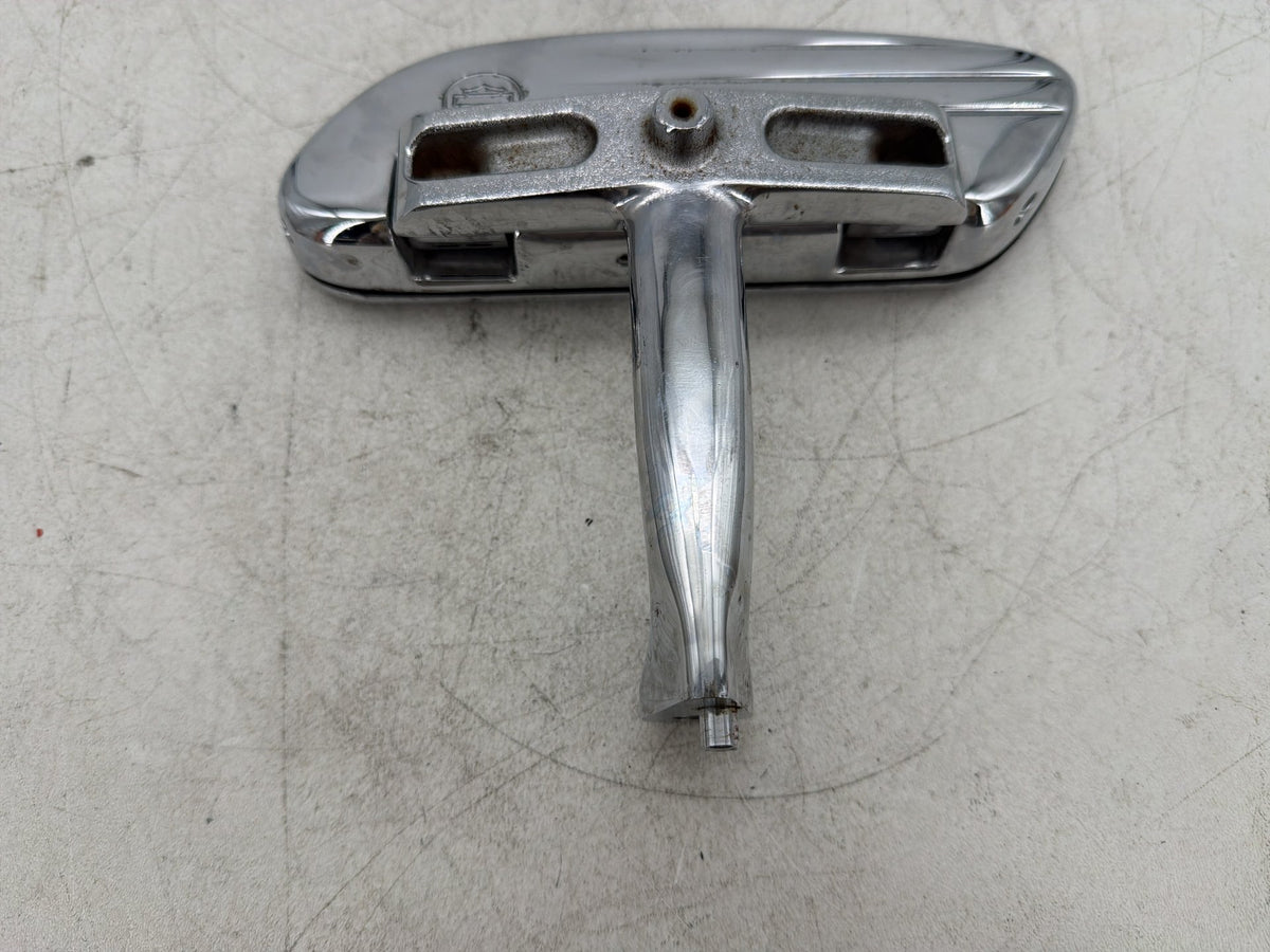2004 Harley Electra Glide CVO Screamin Eagle OEM Left 1 Footboard Mount Bracket