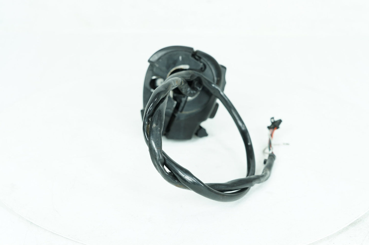 2017 - 2025 Harley-Davidson Touring Road Glide Ultra Right Engine Start Kill Switches Controls 71500129B