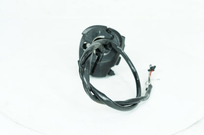 2017 - 2025 Harley-Davidson Touring Road Glide Ultra Right Engine Start Kill Switches Controls 71500129B