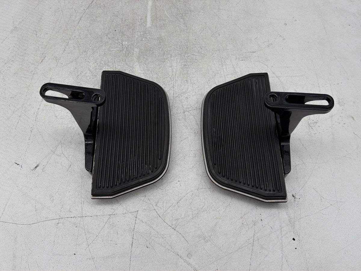 2012 Harley Electra Glide Touring Ultra OEM Left & Right Passenger Floorboard Foot Rest