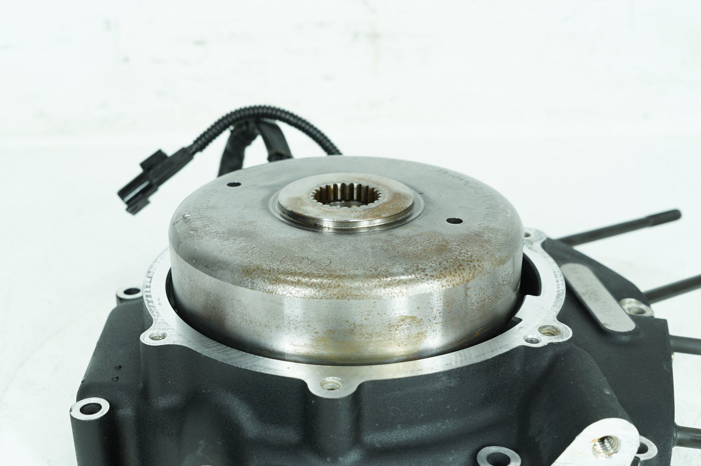 2008 - 2016 Harley-Davidson Touring Road Glide Crankcase Shaft Engine Motor Cover 24649-06